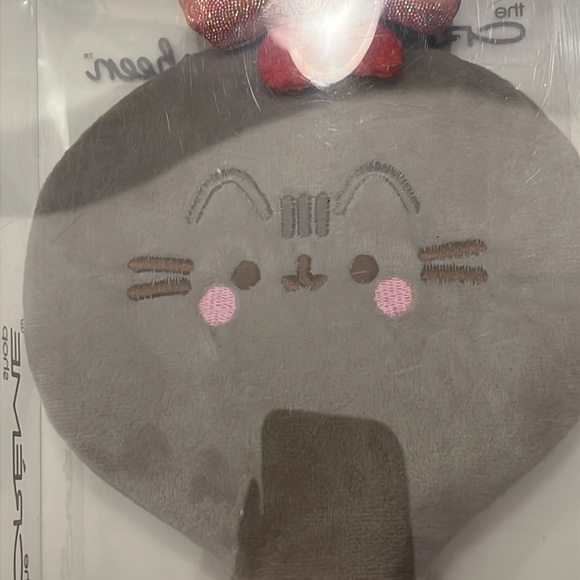 NIB! The Crème Pusheen Shop Plush Portable Mirror - Picture 2 of 7